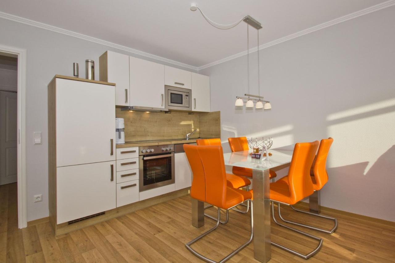 Mit Meerblick Und Balkon, Gratis Nutzung Vom Ahoi Erlebnisbad Und Sauna In Sellin - Meeresblick Fewo 33 Goehren (Ruegen) Exterior foto