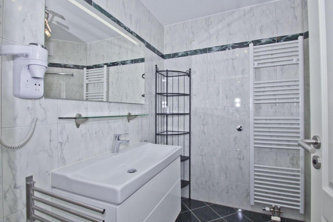 Mit Meerblick Und Balkon, Gratis Nutzung Vom Ahoi Erlebnisbad Und Sauna In Sellin - Meeresblick Fewo 33 Goehren (Ruegen) Exterior foto